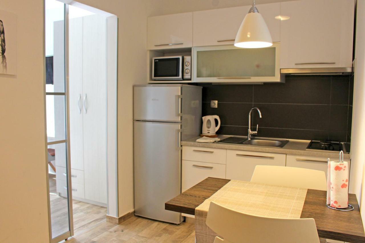 Alison Apartments เปรมันตูรา ภายนอก รูปภาพ